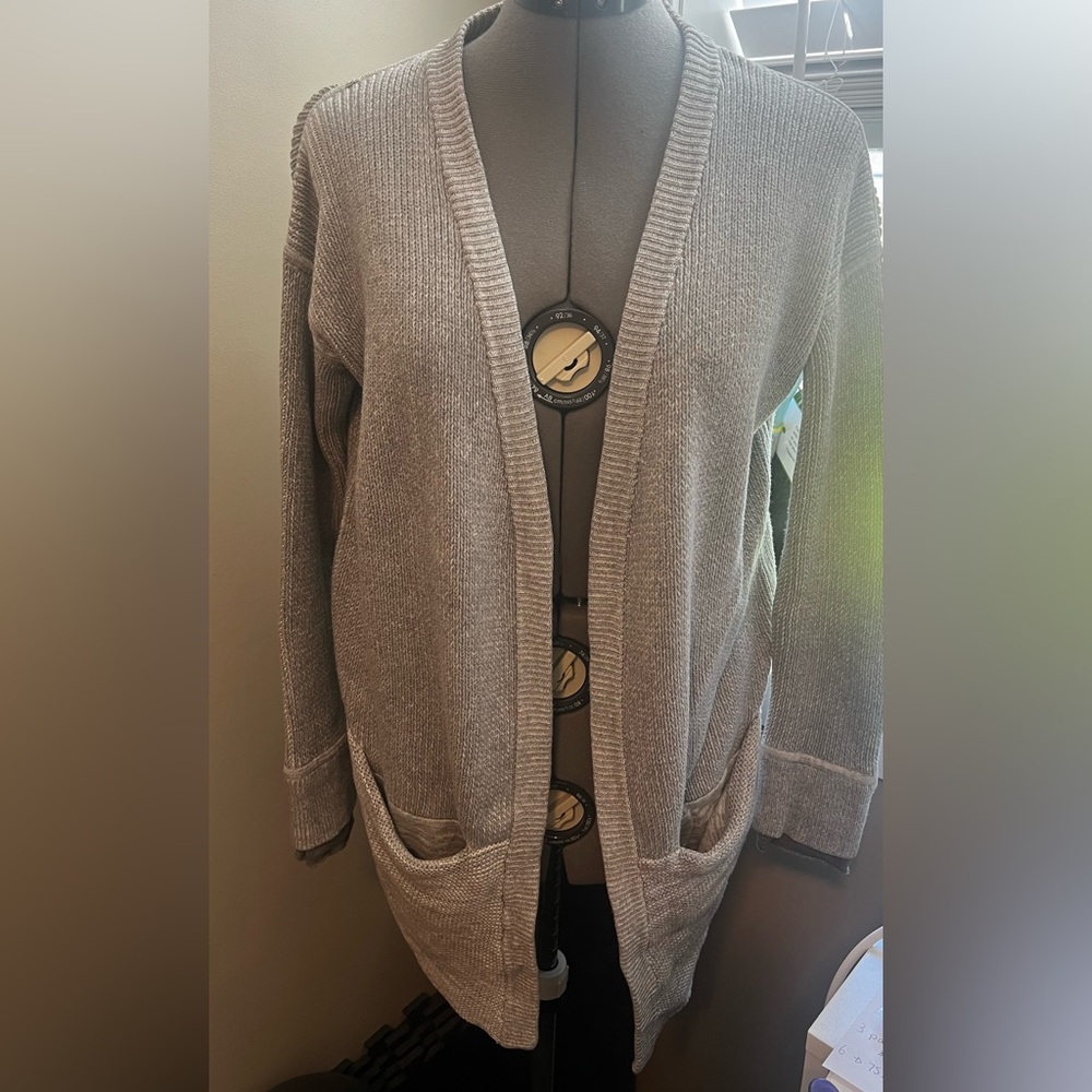 Lululemon grey cardigan